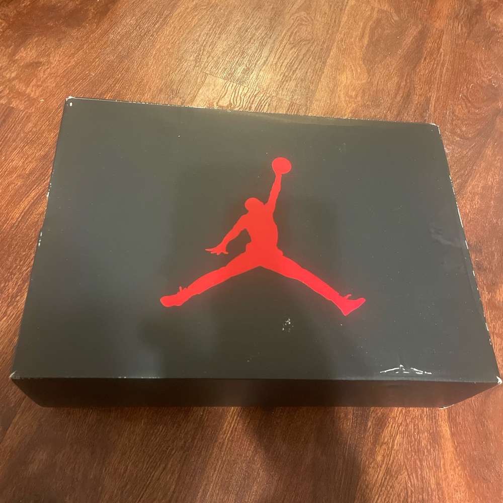 Air Jordan’s 5 retro